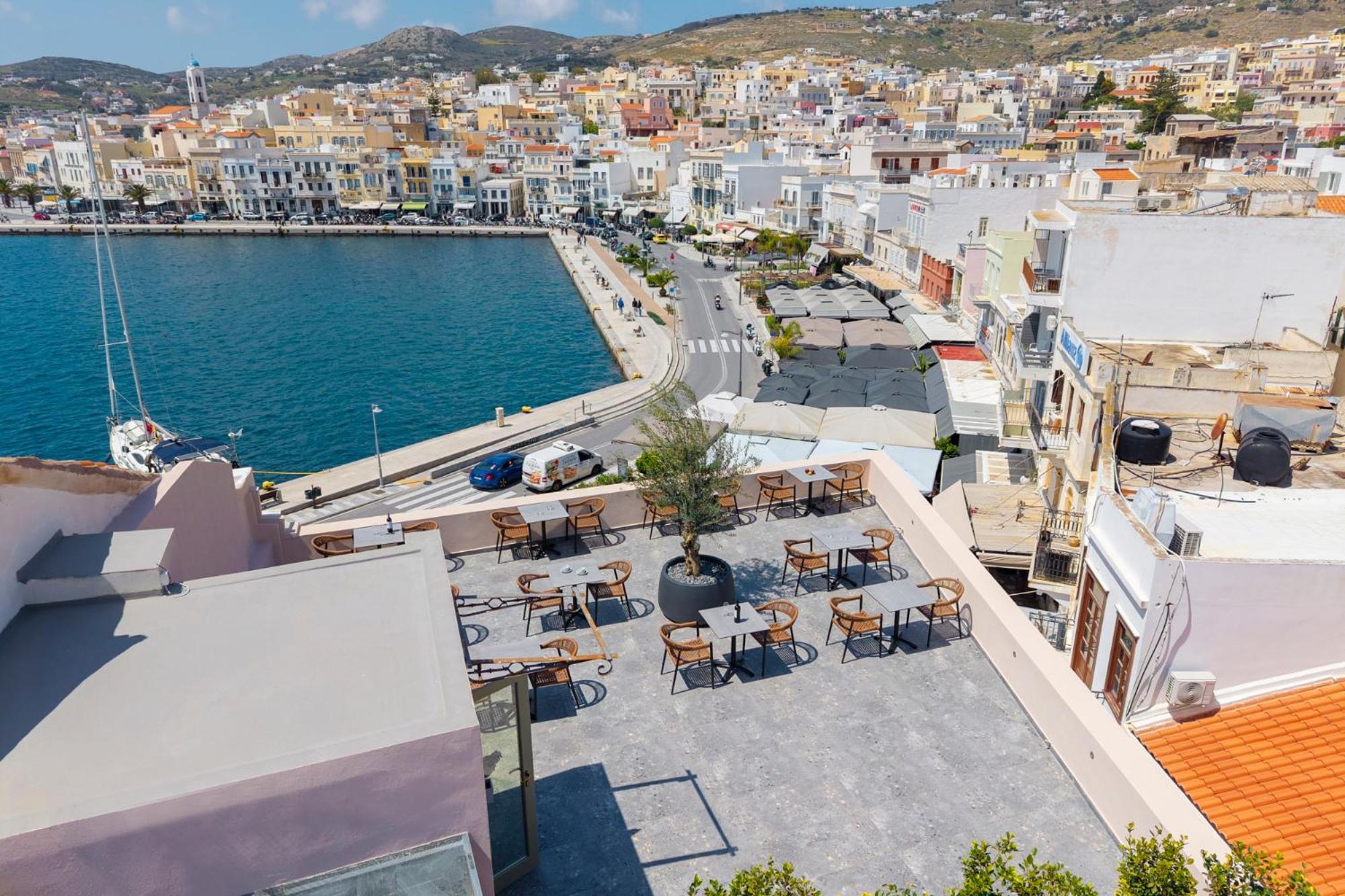 Eclectic Syros Bed and Breakfast Ermoupoli Buitenkant foto