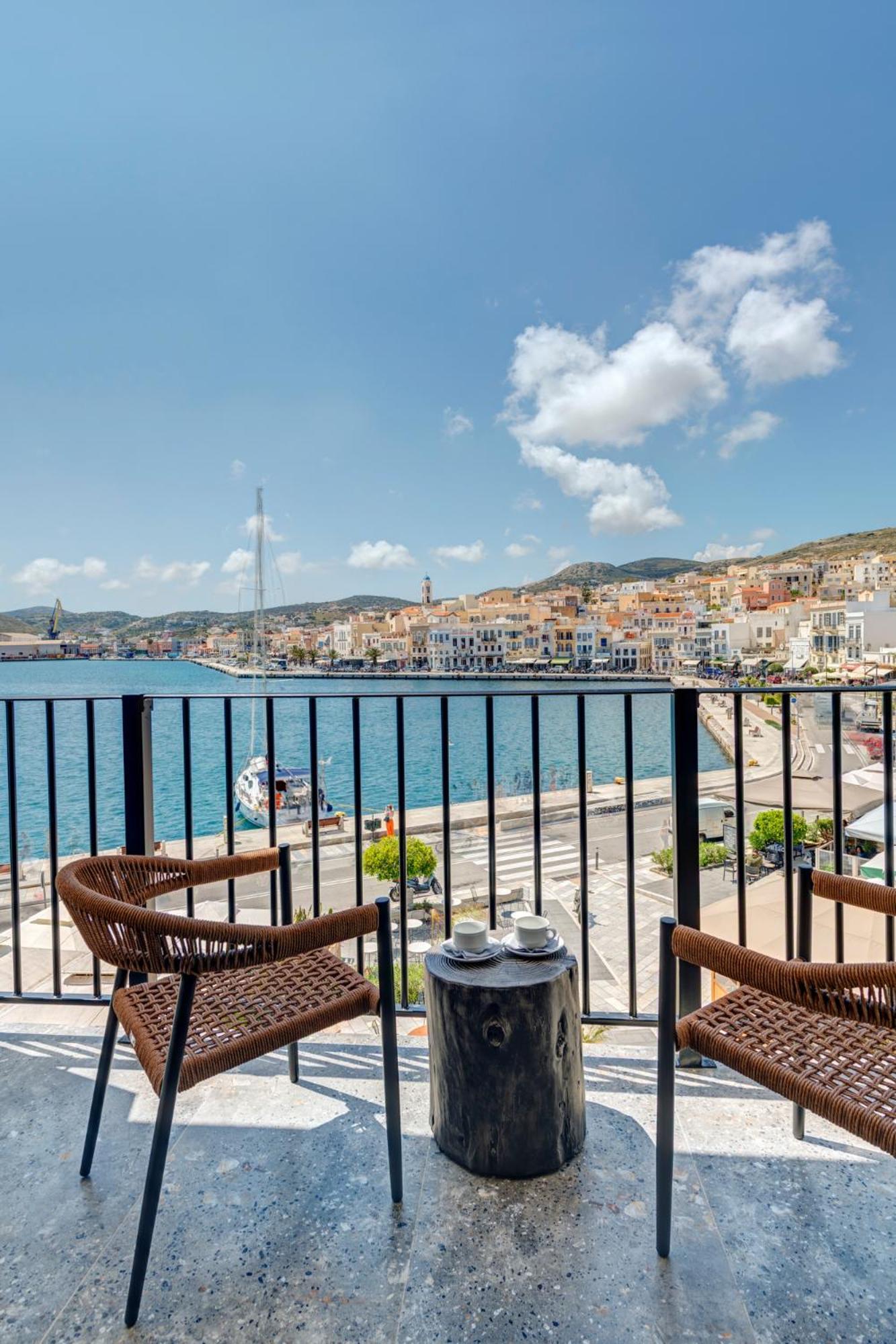 Eclectic Syros Bed and Breakfast Ermoupoli Buitenkant foto