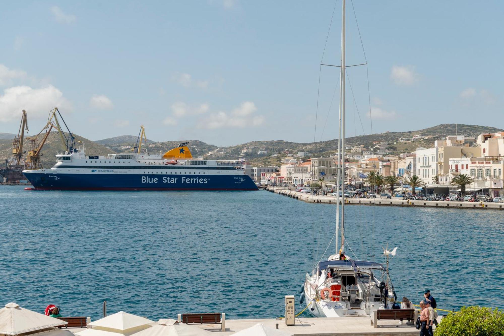 Eclectic Syros Bed and Breakfast Ermoupoli Buitenkant foto