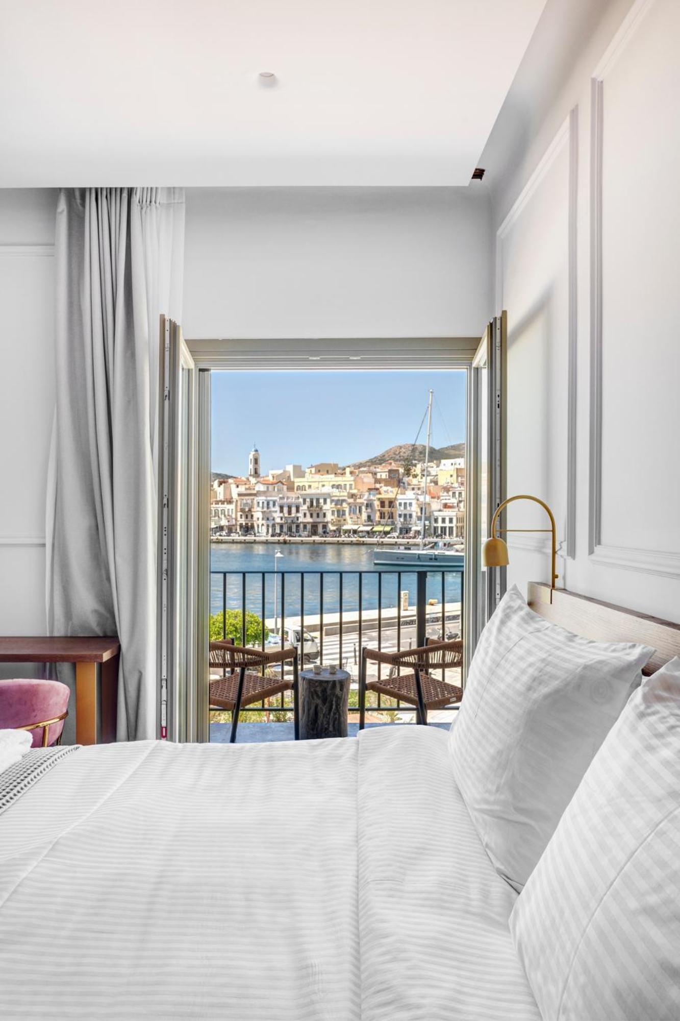 Eclectic Syros Bed and Breakfast Ermoupoli Buitenkant foto