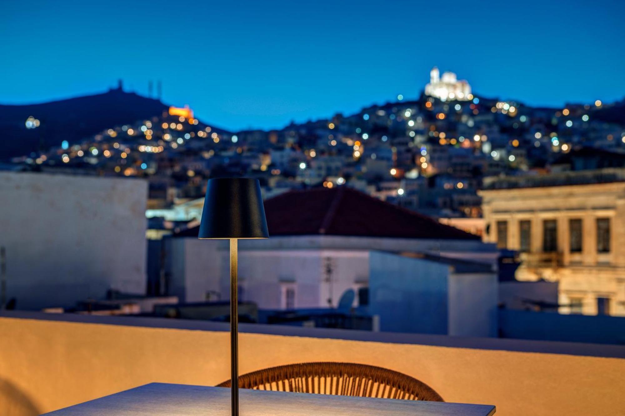 Eclectic Syros Bed and Breakfast Ermoupoli Buitenkant foto