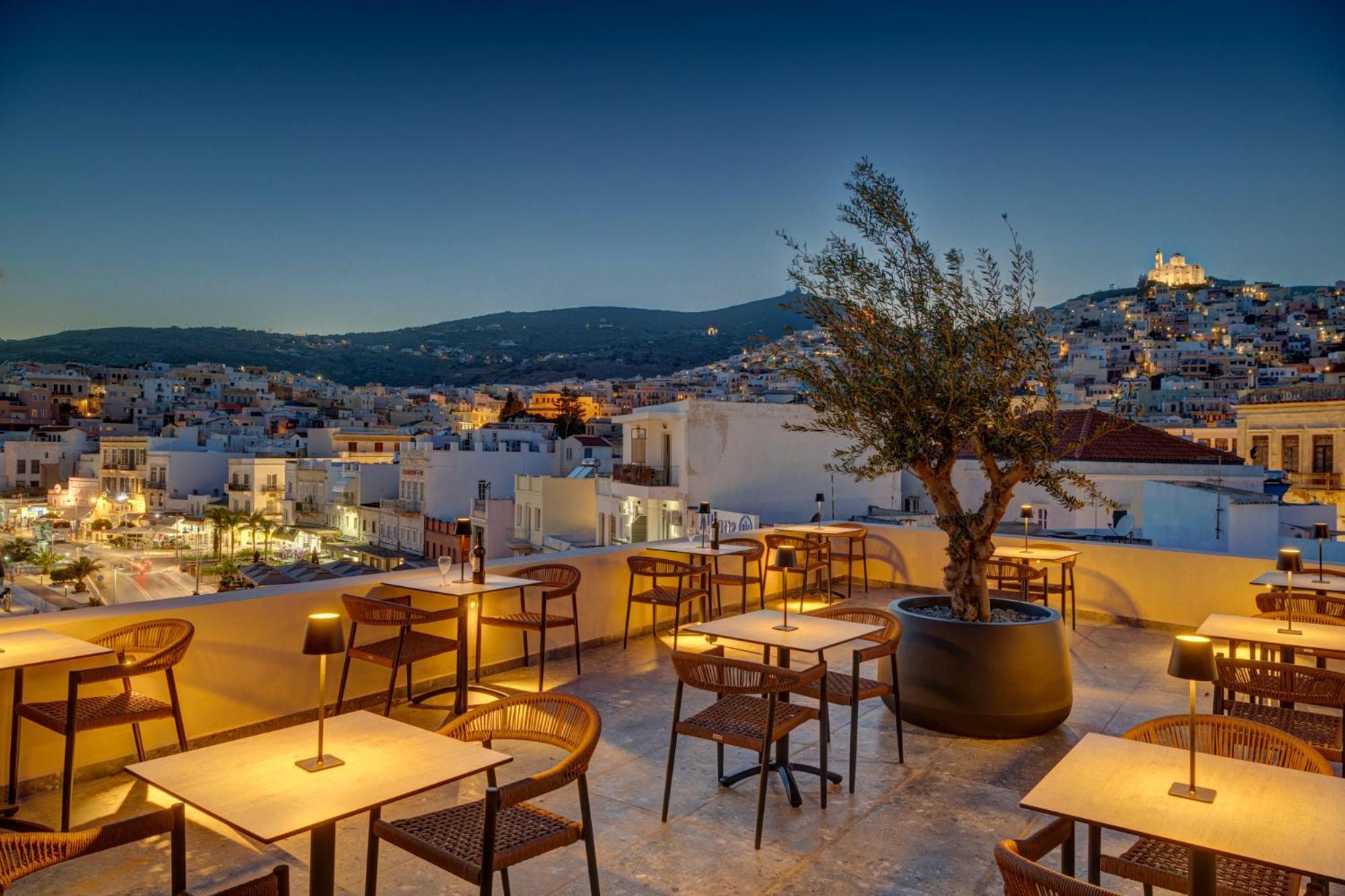 Eclectic Syros Bed and Breakfast Ermoupoli Buitenkant foto