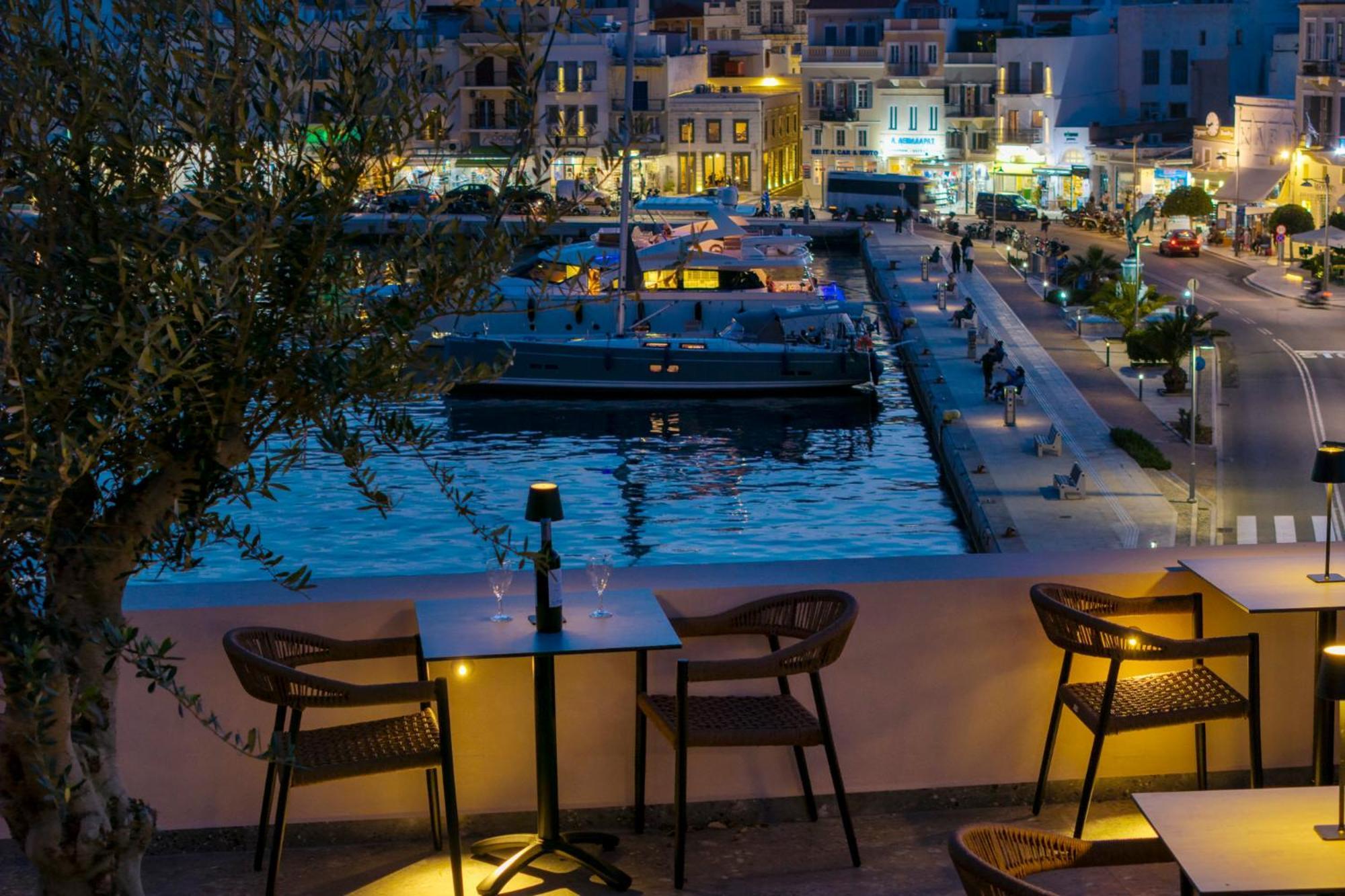 Eclectic Syros Bed and Breakfast Ermoupoli Buitenkant foto