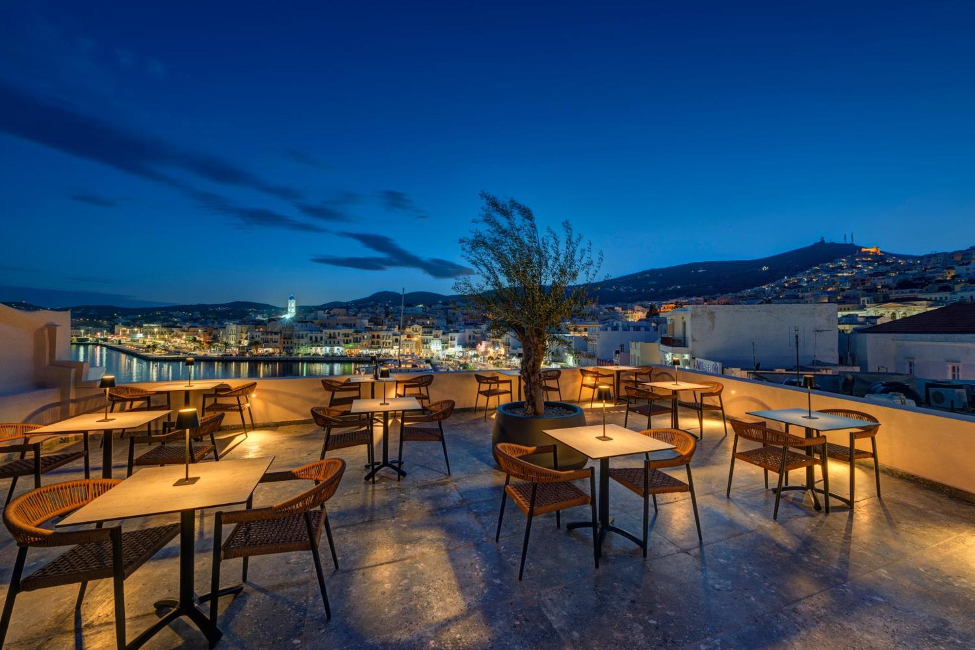 Eclectic Syros Bed and Breakfast Ermoupoli Buitenkant foto
